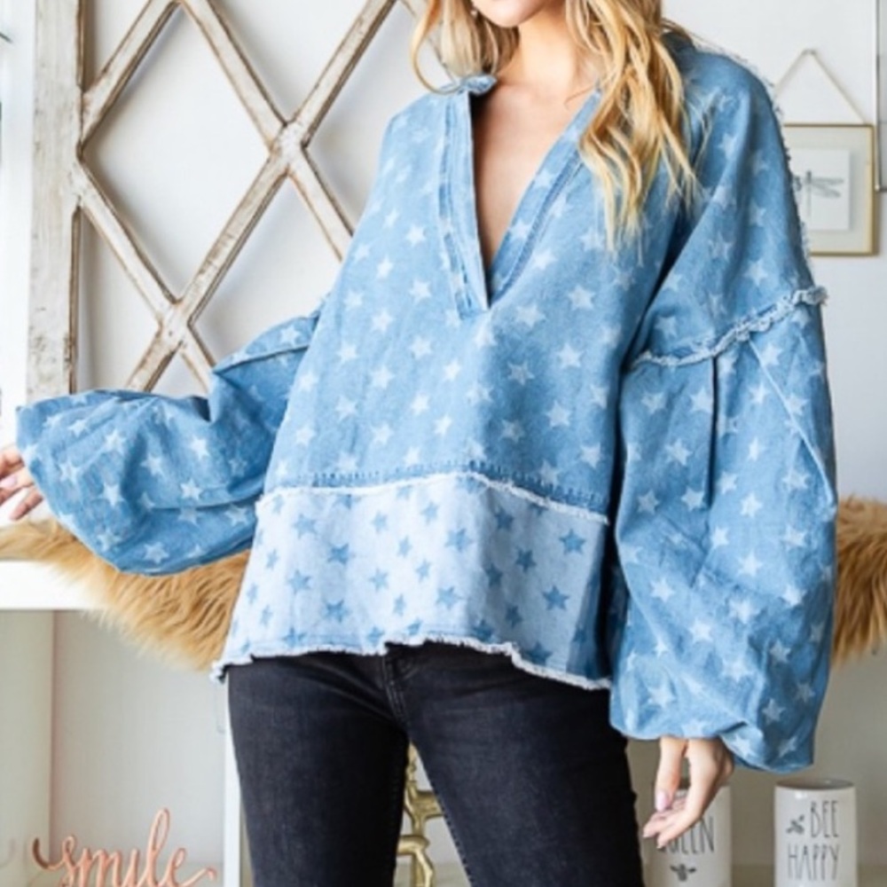 Oli & Hali Blue Star Pattern Tunic